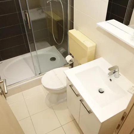 Lorenta Near The Гостевой дом Водице