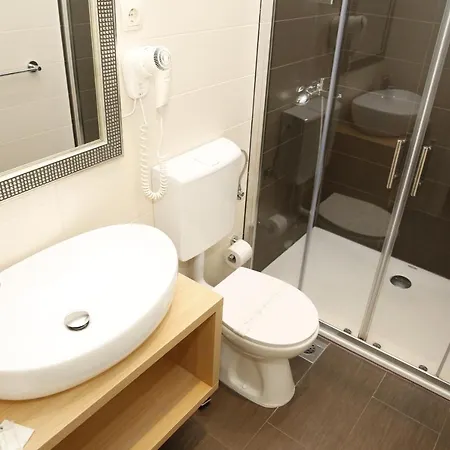 Lorenta Guest house