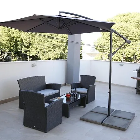 Lorenta Guest house