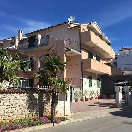 Lorenta 3* Vodice