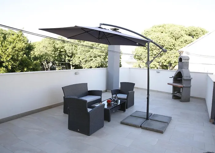 Lorenta Near The ヴォディツェ