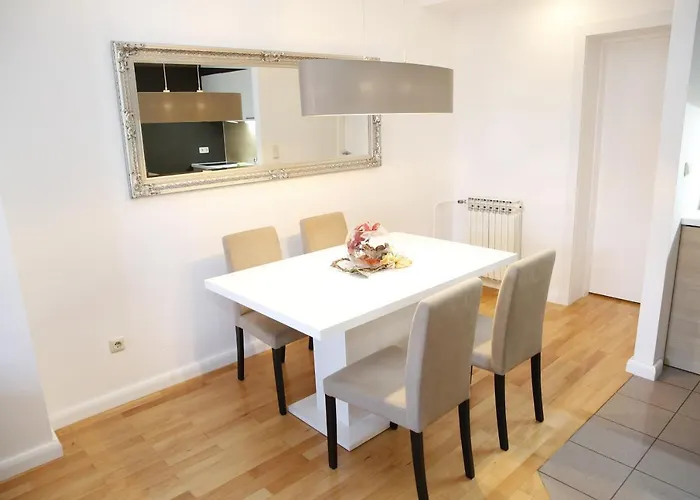 ゲストハウス Lorenta Near The ヴォディツェ