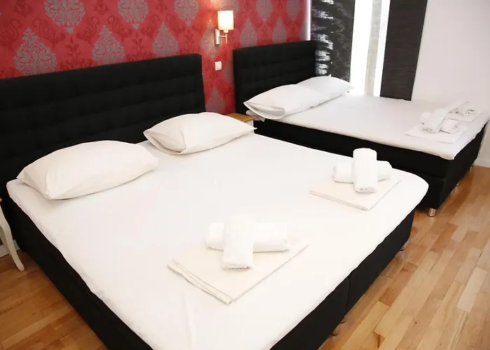 ゲストハウス Lorenta Near The