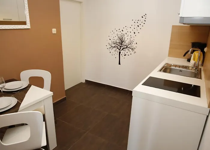 Lorenta Near The ゲストハウス 3*