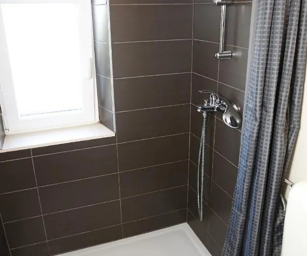 Lorenta Near The ゲストハウス 3*