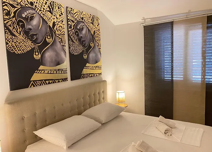 Lorenta Near The ヴォディツェ