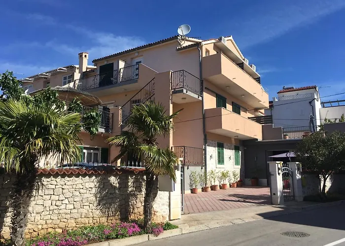 Lorenta Near The 3* Водице